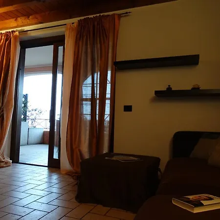 Madergnago 2 * Padenghe sul Garda